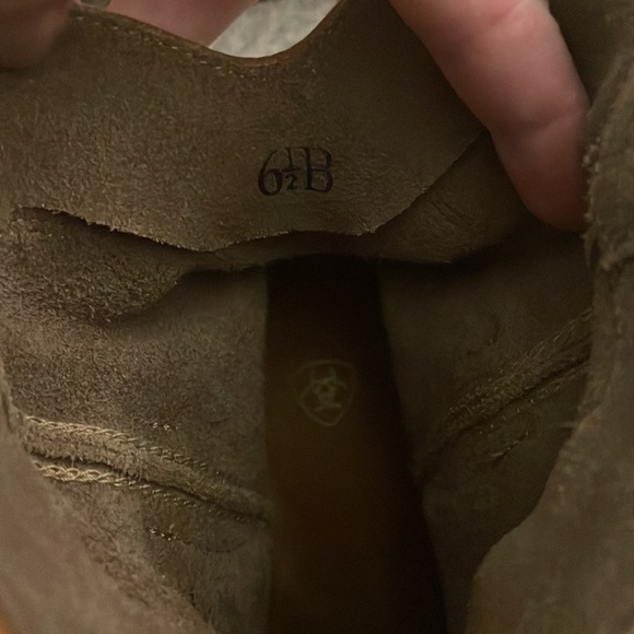 Ariat ankle suede boot - Picture 6 of 6